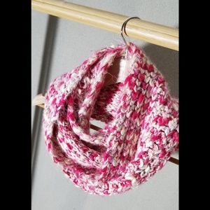 Infinity scarf